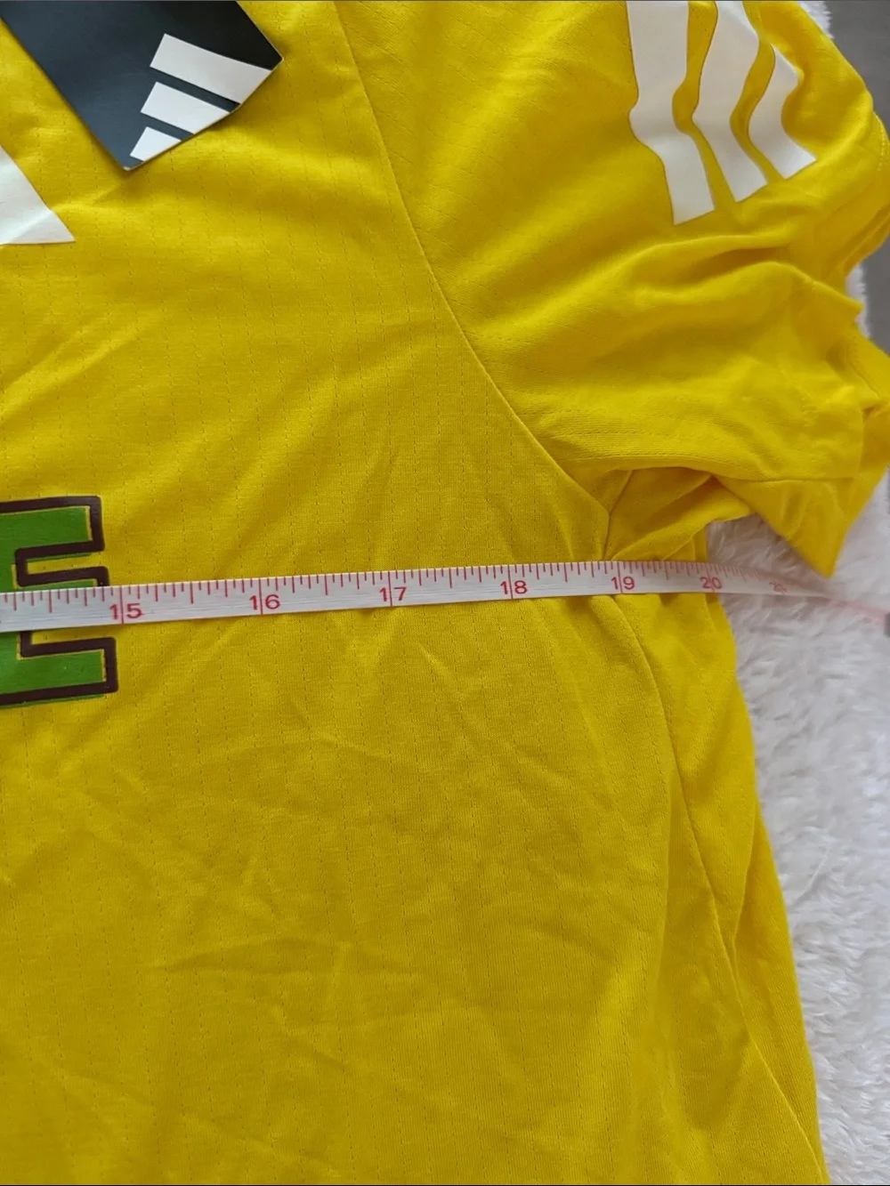 adidas Yellow Peachtree Road Race Graphic Tee with Green Print size medium